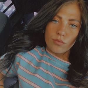 Meet your Posher, Ashlyn